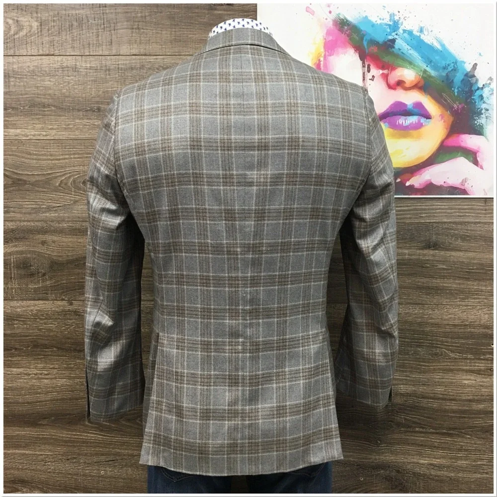 J Hilburn welcome primo
